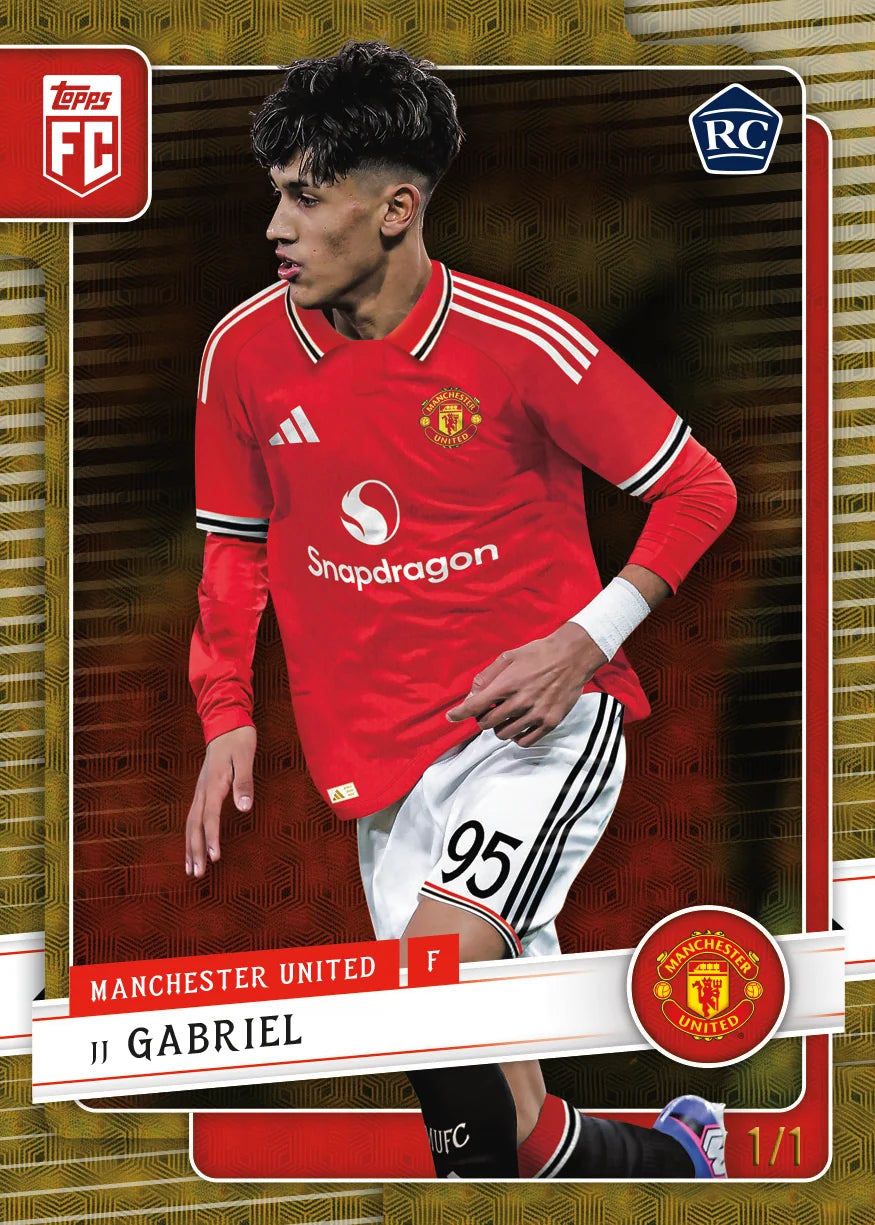 2026/27 Topps Collector Tin Manchester United (35 Cards per tin) 2 Sequentially numbered parallels per tin