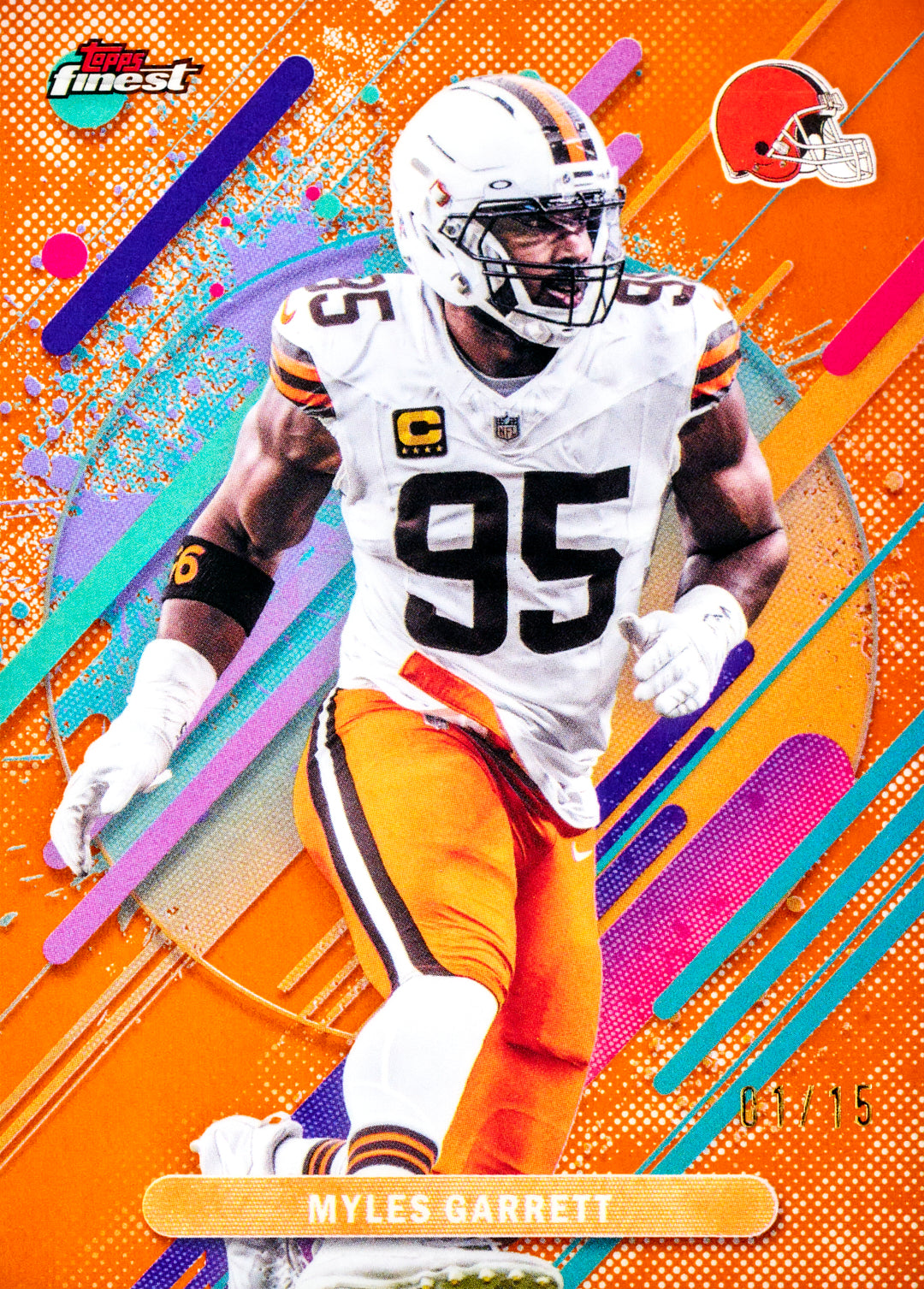 2025 Topps Finest Football Hobby Box (10 Cards Per Pack, 6 Pack Per Box) 2 Autographs Per Box